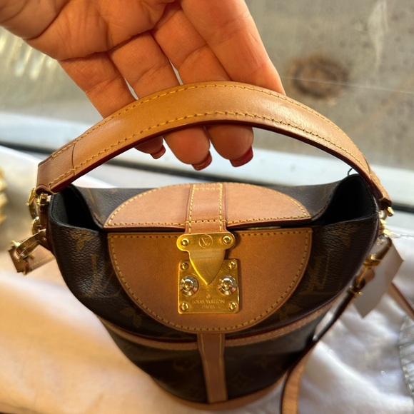 Louis Vuitton Brown and Tan Shoulder Bag - Picture 5 of 6